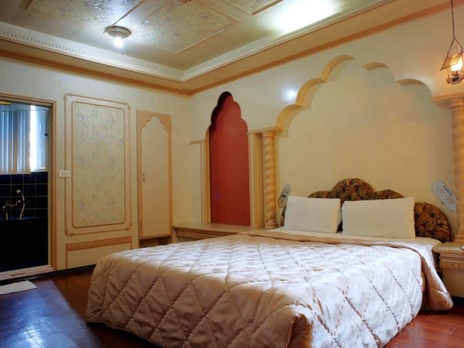 Yi Pin Yuan Hotel Tainan Buitenkant foto
