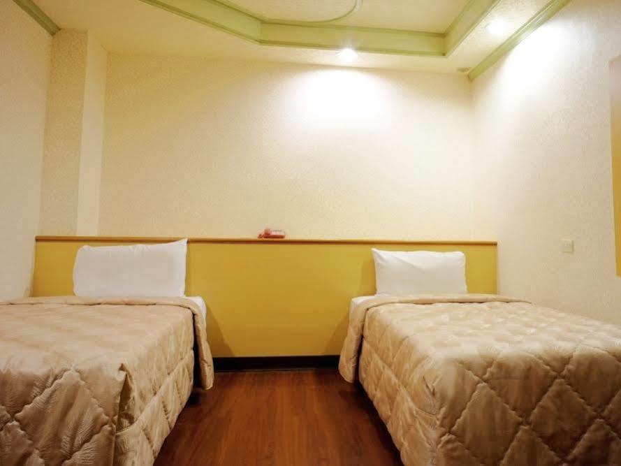 Yi Pin Yuan Hotel Tainan Buitenkant foto